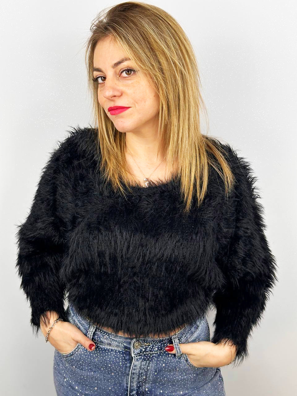 Maglia Corta Effetto Peluche Nero