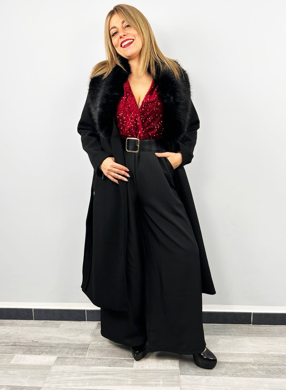 Cappotto Elegante Con Collo In Pelliccia Color  Nero