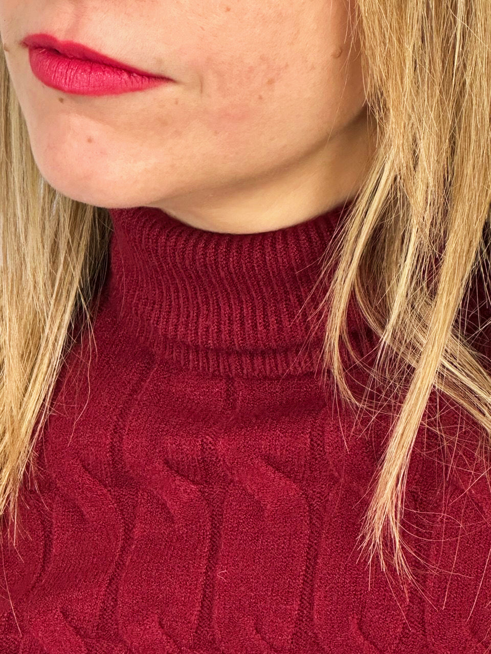 Maglia Dolcevita Intreccio Bordeaux