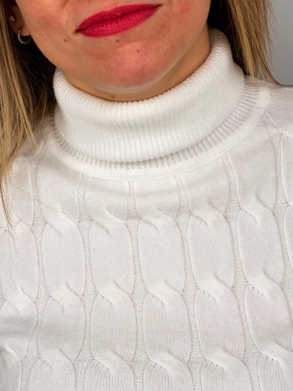 Maglia Dolcevita Intreccio Bianca