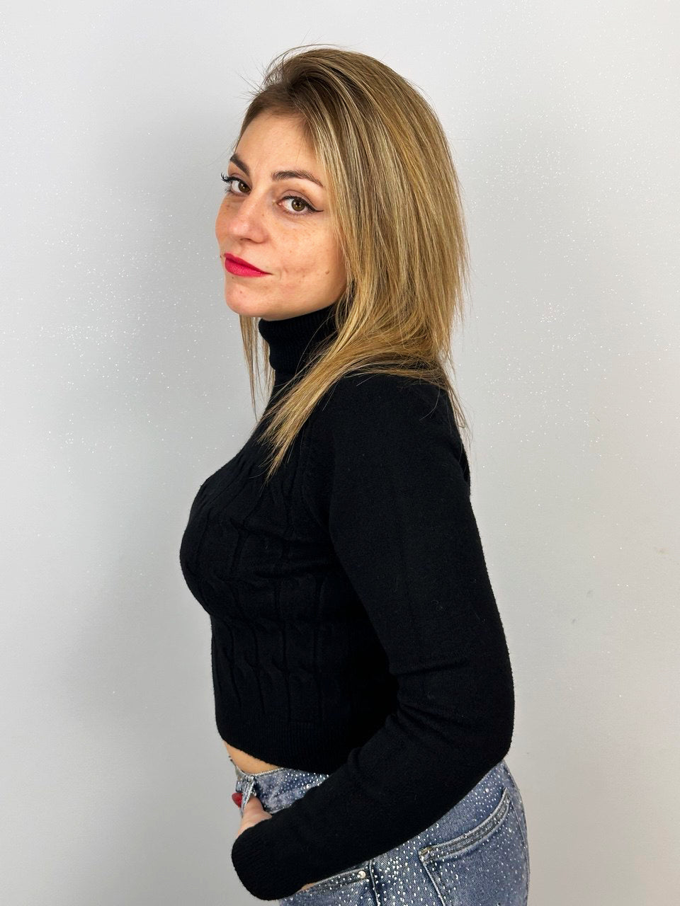 Maglia Dolcevita Intreccio Nera